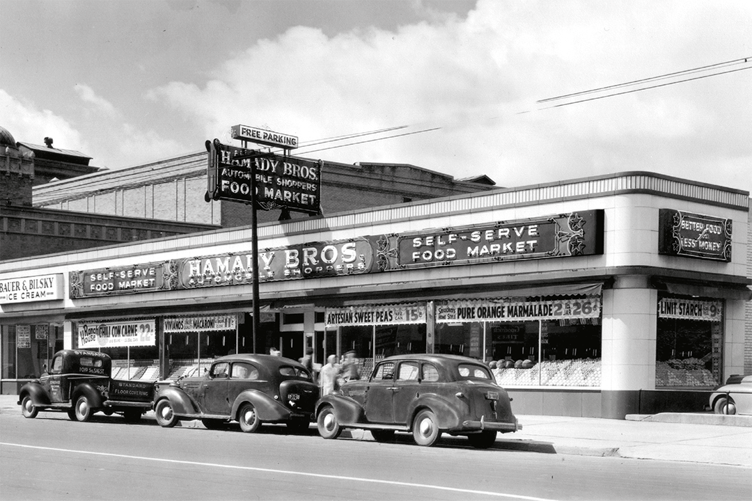 storefront in 1940 Michigan